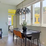 Bo-Kaap Elegance Historic Luxury & Mountain Views